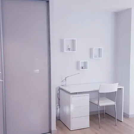 Le White Cosy à 5 Minutes Du Avec Parking Privatif Gratuit Annecy