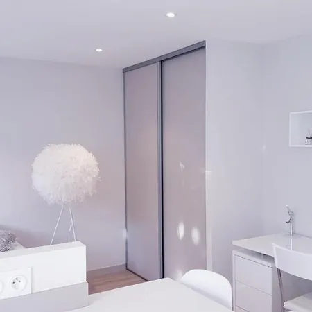 Le White Cosy à 5 Minutes Du Avec Parking Privatif Gratuit * Annecy