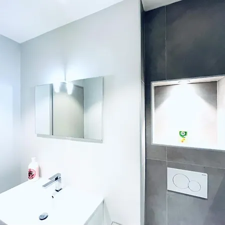 Le White Cosy à 5 Minutes Du Avec Parking Privatif Gratuit Appartement