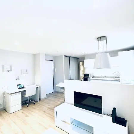 Le White Cosy à 5 Minutes Du Avec Parking Privatif Gratuit *