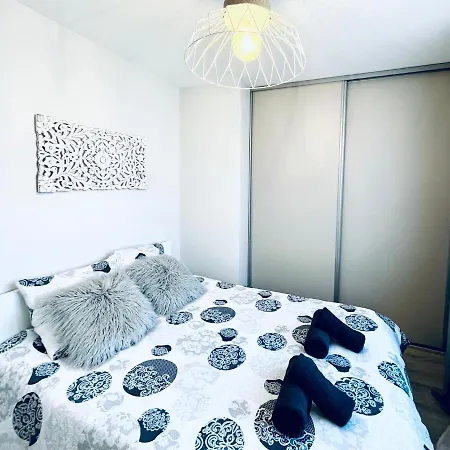 Le White Cosy à 5 Minutes Du Avec Parking Privatif Gratuit